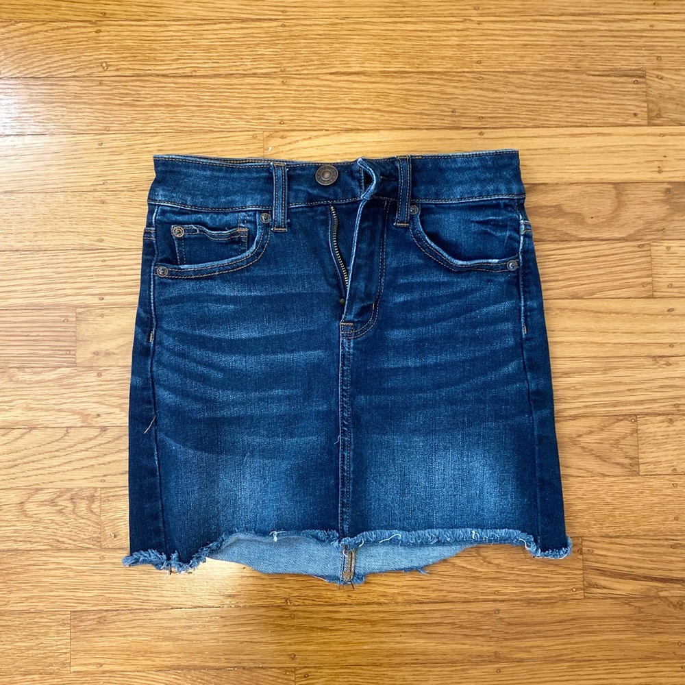 American Eagle Women’s Denim mini skirt